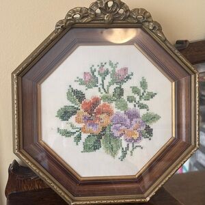 Vintage| 1960’s Heirloom Floral Cross-Stitch of Pansies Octagon Frame 11” x 11”